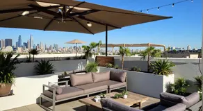 Comfortable LA Haven near Great Dining & Nightlife - Image 2