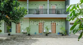 Kinara Homestay RedPartner Near Sleman City Hall - Image 4
