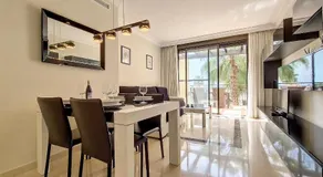 Roda Golf London Apartment - 9209 - Image 2