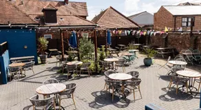 The Railway Hotel Worthing - Image 3
