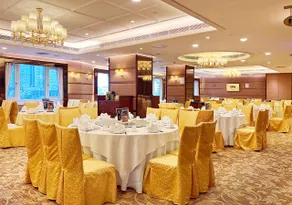 Grand Dragon Hotel - Image 5