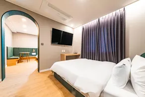 De Lamour Hotel - Image 5