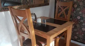 The Old Dairy, comfy 1 bedroom apartment with lounge,bathroom and kitchenette near town, pubs and walks - Image 5