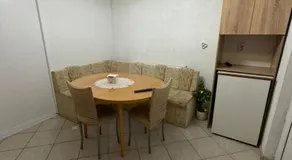 Teo's Guest House - Image 3