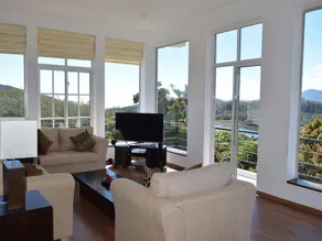 Tranquil Villa - Stunning views with free breakfast - Image 2