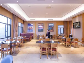 Vienna International Hotel Jingzhou New World - Image 5