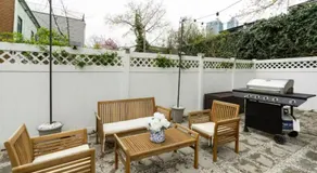 Chic 3BR-4BD-3Bath Oasis with Backyard Near NYC - Image 4
