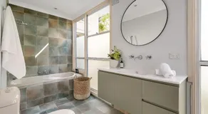 Marvelous Manly Home moments from the Beach - NEW - Image 2