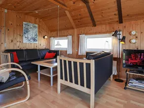 Comfortable Cottage in Hvide Sande With Terrace - Image 4