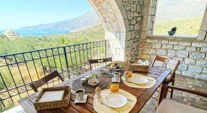 Casa SanGiorgio Stone Villas with Sea View - Image 2