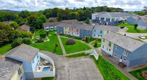 Manor Lodge - Image 4