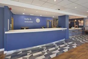 Travelodge Manchester Ancoats - Image 3