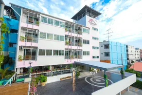 Sananwan Hometel - Image 4