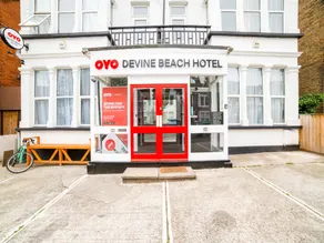 Devine Beach Hotel, Westcliff Southend-On-Sea - Image 3
