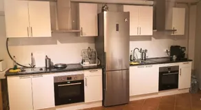 Barcelona Village Homestay - Image 3