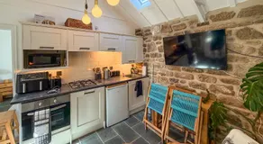 Smugglers Cottage - Image 4