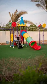 Palm Escape Farmhouse - Image 4