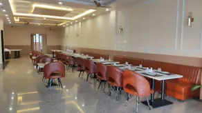 Radiant Sky Hotel - Image 3