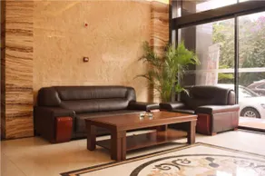 Chengdu Luhu Hotel - Image 2