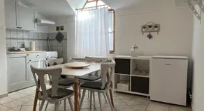 RETRO Apartments - Image 3