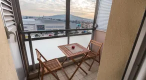 Eureka Apartment - Image 4