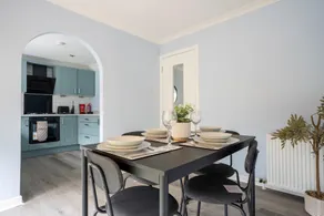 Hillview House - Image 3
