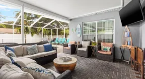 Poolside Paradise - Image 4