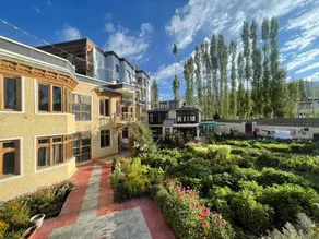 Zaltak Guest House and Hostel - Image 2
