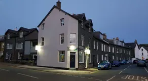 Babbling Brook Guesthouse - Image 5