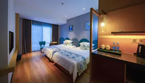 Qinlu Resort Hotel - Image 2