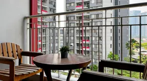 Large and Strategic Rasuna Apt 3BR with WiFi &Pool - Image 4