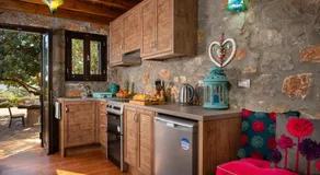 Carob Cottage - Image 2