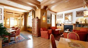 Hotel Regina - Image 2
