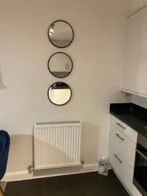 Stunning Modern Apartment in Rochester, England - Image 4
