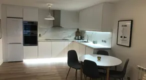 Central town location apartment - Image 3