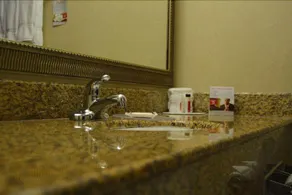 Canterbury Inn - Image 3