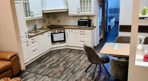 Robert's Apartment - Image 4