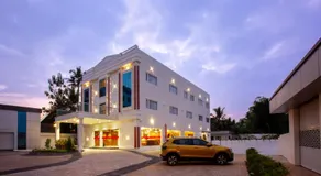 Hotel Maas Residency - Image 5