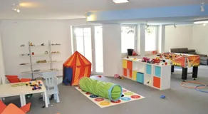 Schöne 3-Zi-Wohnung mit "in-door-pool", "Gym" und "Spielraum" und frisch renoviertem Bad an der Promenade direkt am Scharbeutzer Strand - Image 3