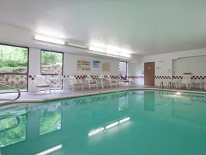 Best Western St. Louis Fairview Heights - Image 2