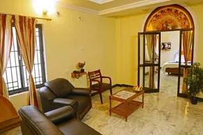 Hotel Ganga Palace - Image 4