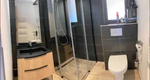 Chambre avec salle de bains privative - Image 2