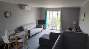 Aqualuna Apartments - Image 2