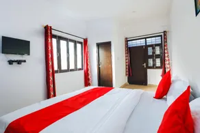 Hotel Hindon Residency "Couple Friendly" - Image 2
