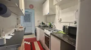 Cosy Smart/Small Double Room in Keedonwood Road Bromley - Image 4