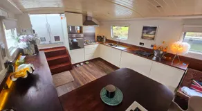 Selene Unique Luxury Houseboat Experience - Image 4