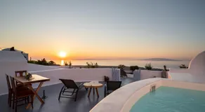 Sun Angelos Oia - Luxury Cave Suites - Image 3