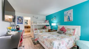 Sarasota Cay Club #612 - Heated Pool, Bunk Beds, Huge TV, Tiki Bar, More! - Image 2