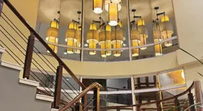 MO2 Westown Hotel - Mandalagan - Image 3