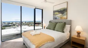 Brand New 3BR with Sea Views - Walk to Beach and Shops - Image 2